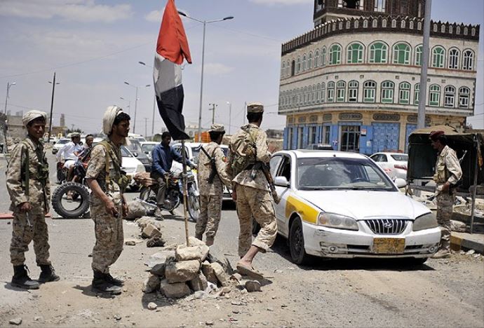 Yemen&#039;de 12 militan öldürüldü