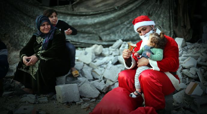 Burası Gazze... Utandın mı Noel baba?