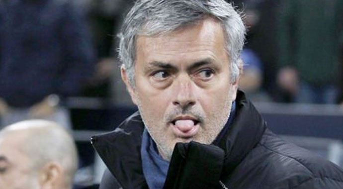 Mourinho&#039;dan hakeme çok sert eleştiri