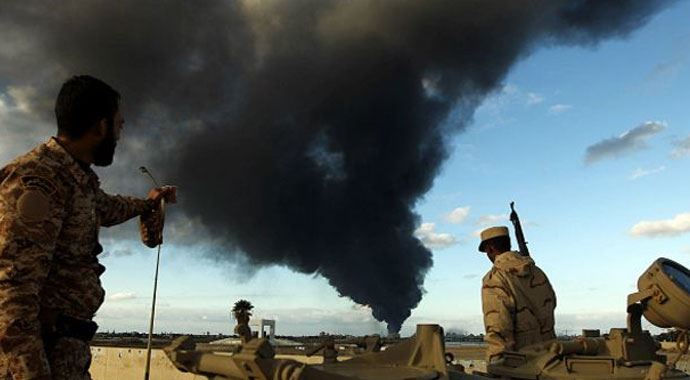 Libya ordusundan Misrata&#039;ya hava saldırısı