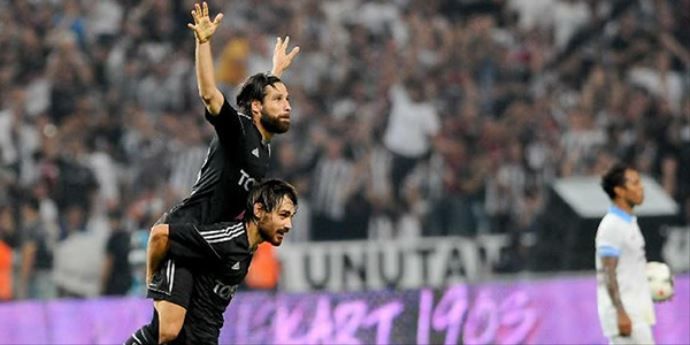Beşiktaş, yıldız oyuncusunun sözleşmesini uzatıyor