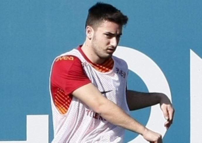 Galatasaray genç yıldıza imzayı attırdı