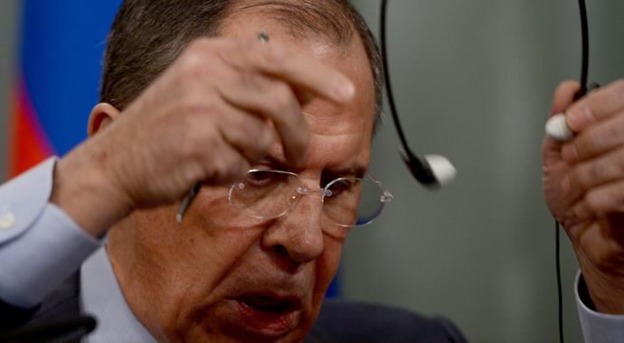 Lavrov: Suriye&#039;de askeri senaryo gündeme getirilmek isteniyor