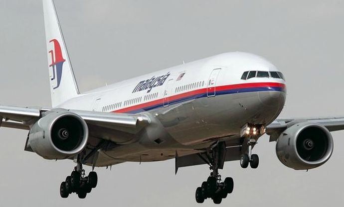 Kaybolan Malezya uçağı ile ilgili flaş iddialar: Rotasını...