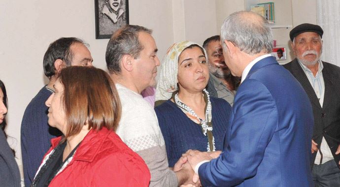 Kılıçdaroğlu&#039;ndan Berkin&#039;in ailesine taziye ziyareti