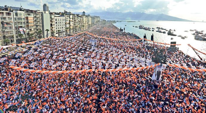 Başbakan, İzmir&#039;deki dev mitinge katılım sayısını açıkladı