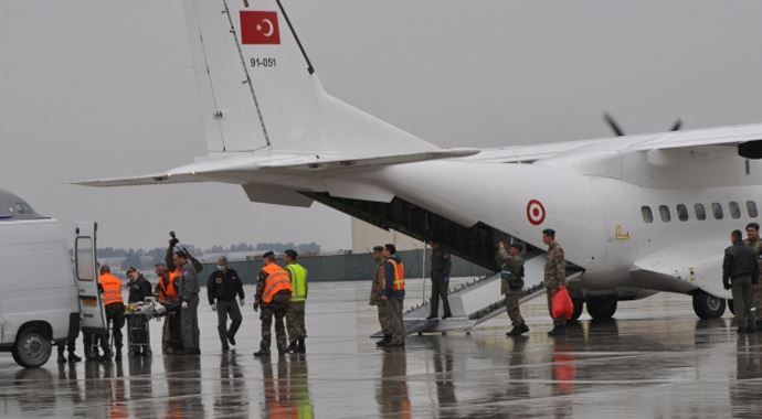 Ambulans uçakla Türkiye&#039;ye getirildi