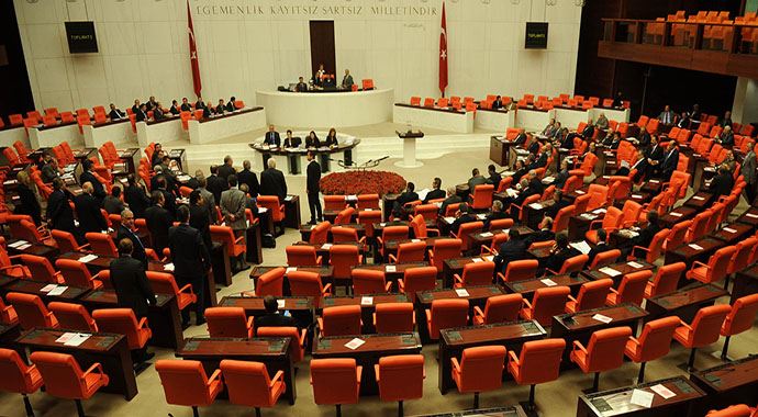 4 Bakan&#039;a fezleke için Meclis olağanüstü toplantı - son gelişme