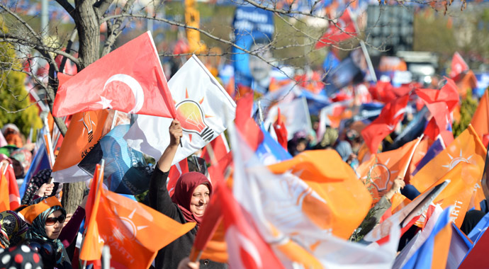Binlerce Ankaralı Başbakan Erdoğan&#039;ı bekliyor