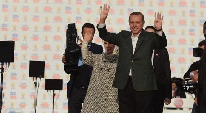 Başbakan Erdoğan&#039;dan Twitter açıklaması - İZLE