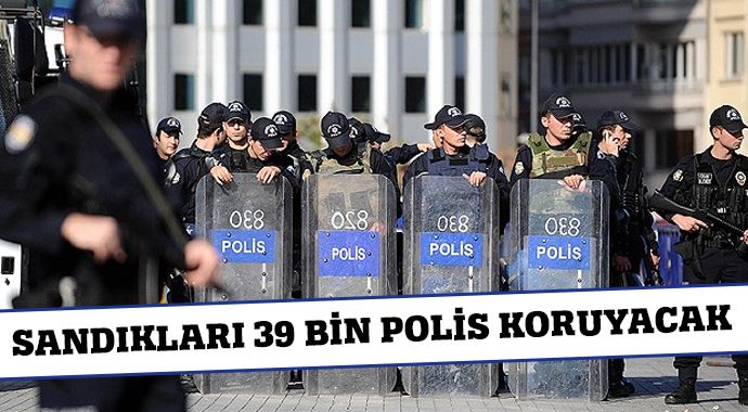 İstanbul&#039;da 15 bin sandık için 39 bin polis görev yapacak