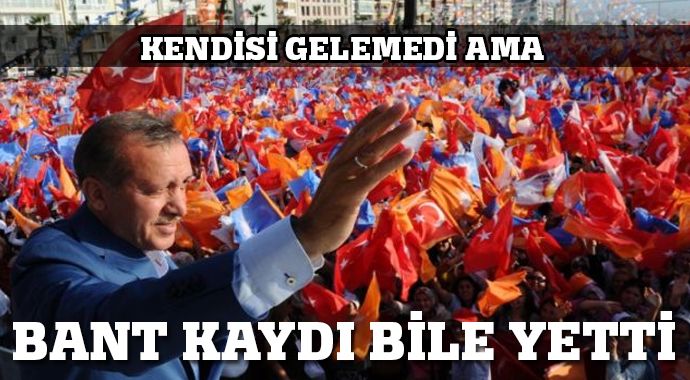 Konya mitinginde Erdoğan&#039;ın yerine Davutoğlu konuştu