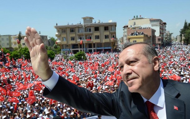 Başbakan Erdoğan Sarıyer&#039;de halka seslendi