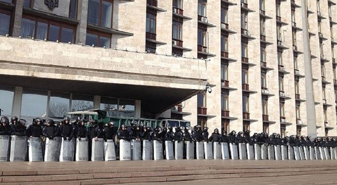 Donetsk Valiliği boşaltıldı