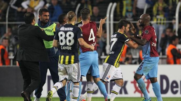 Trabzonspor Fenerbahçe maçın hakemi belli oldu!