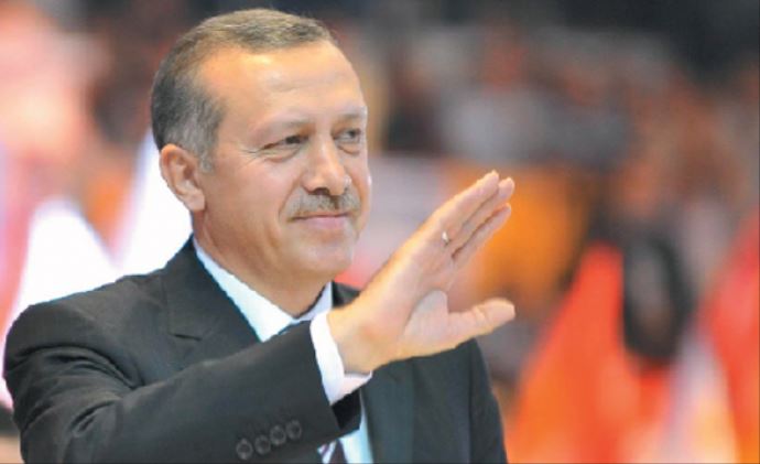 Başbakan Erdoğan, partisinin mahalle başkanlarıyla buluştu
