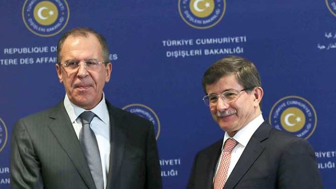 Lavrov, Davutoğlu&#039;nun bu sorusuna cevap veremedi 