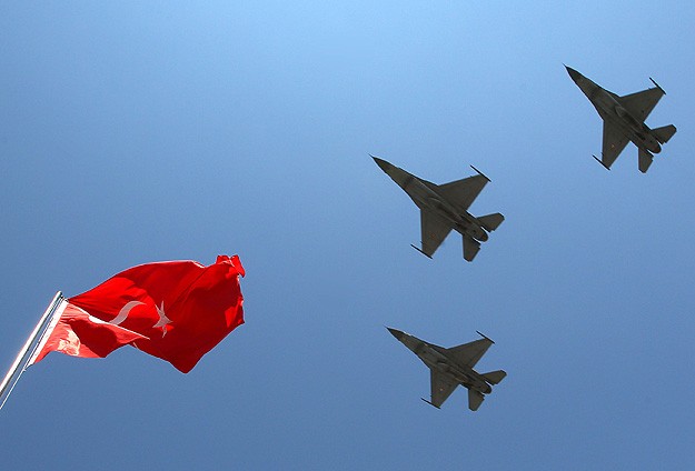 Suriye&#039;den Türk jetlerine bir taciz daha