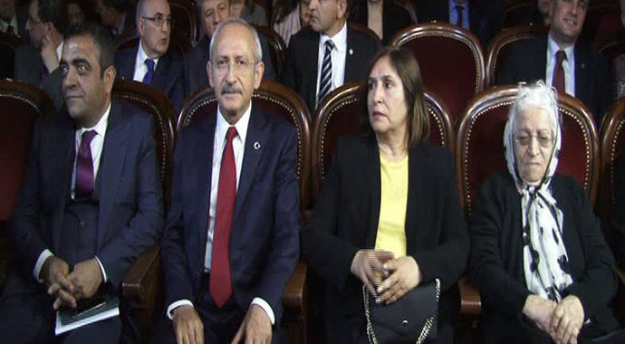 Kılıçdaroğlu ve eşi Dersim belgeselini izledi