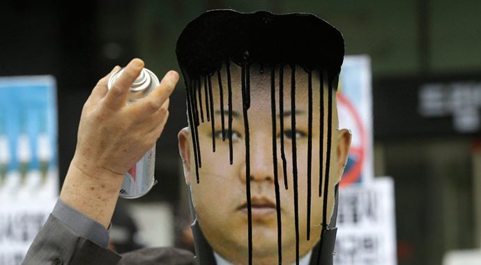 Kuzey Kore liderini kızdıran poster