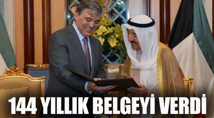 Gül, Kuveyt Emiri Şeyh Sabah&#039;a 144 yıllık tarihi belgeyi verdi