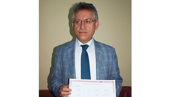 Yozgat Belediye Başkanı mazbatasını aldı