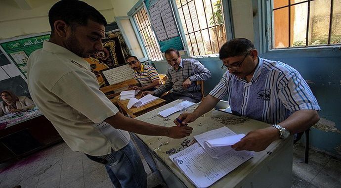 Mısır&#039;da cumhurbaşkanlığı seçimine uzatma