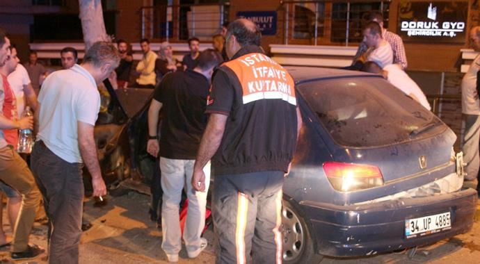 İstanbul Avcılar&#039;da trafik kazası, yaralılar var