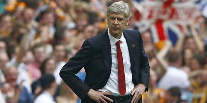 Arsenal, 3 yıl daha Arsene Wenger&#039;e emanet