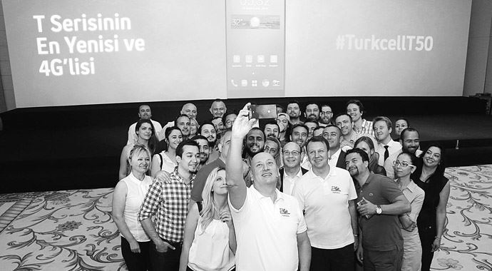 Turkcell, 4G&#039;li 2015&#039;e yeni telefonuyla hazır