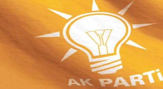 AK Parti&#039;de toplu istifa