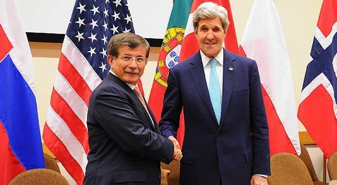 Bakanı Davutoğlu Kerry ile görüştü