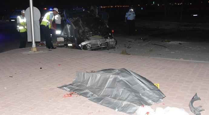 Konya&#039;da devrilen otomobilden fırlayan sürücü feci şekilde öldü
