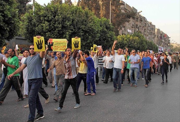 Mısır&#039;da darbenin yıl dönümünde  protesto çağrısı
