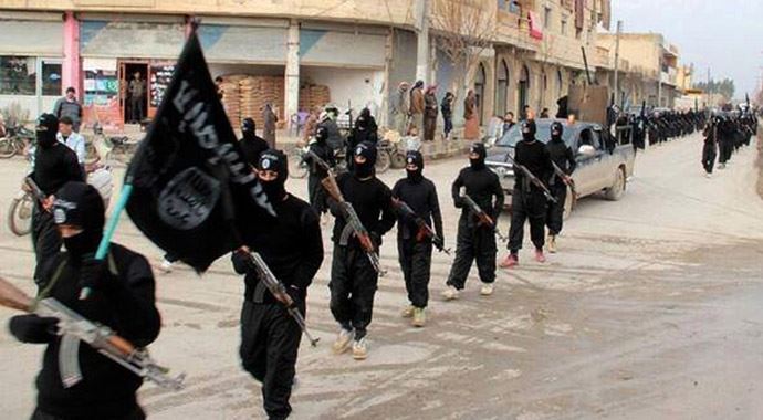 IŞİD iyice azıttı! Kâbe&#039;yi yıkacaklarını iddia ettiler