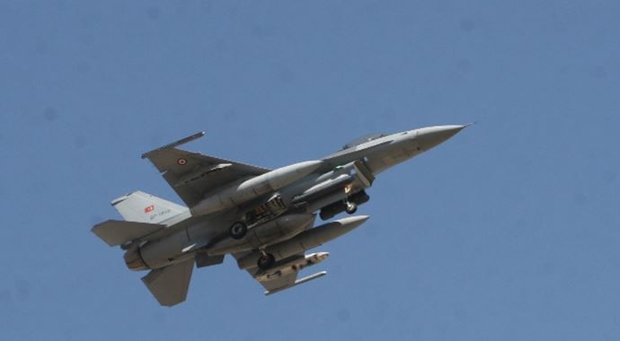 F-16&#039;lara Yunan tacizi