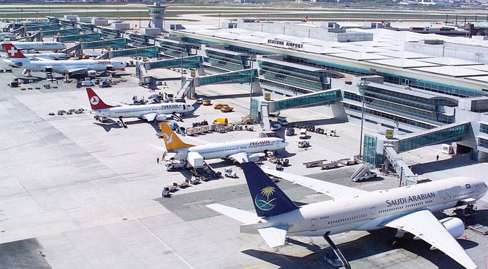 Lufthansa çark etti, 3. limanı istiyor
