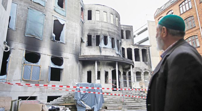 Berlin&#039;de Mevlana Camisi yandı, zarar 1 milyon avro