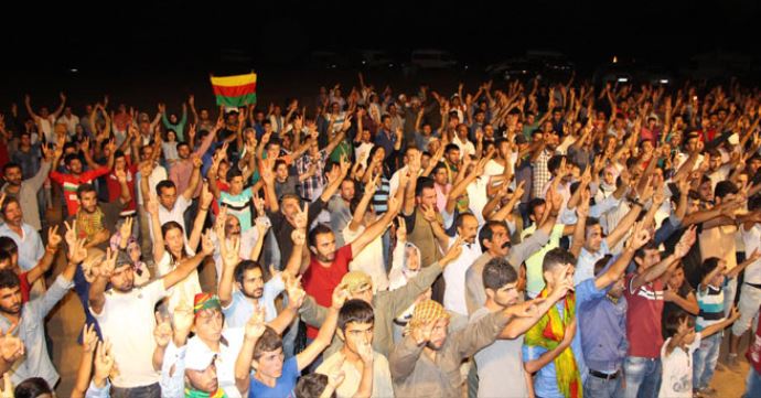 PKK&#039;lılar festivale katıldı
