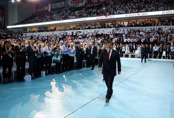 Gül ve Çiçek&#039;ten Davutoğlu&#039;na tebrik