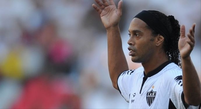 Beşiktaş, kapısını çalan Ronaldinho&#039;ya bakın ne dedi!