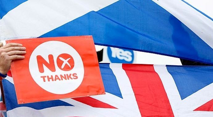 İskoçya referandumda ayrılmama kararı aldı