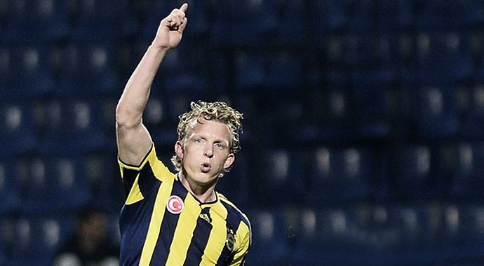 Fenerbahçe&#039;ye Kuyt&#039;tan kötü haber!