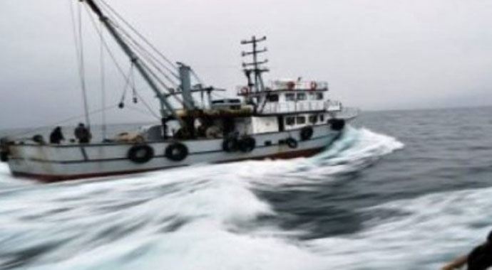 Ordu Filistinli balıkçı teknesini batırdı
