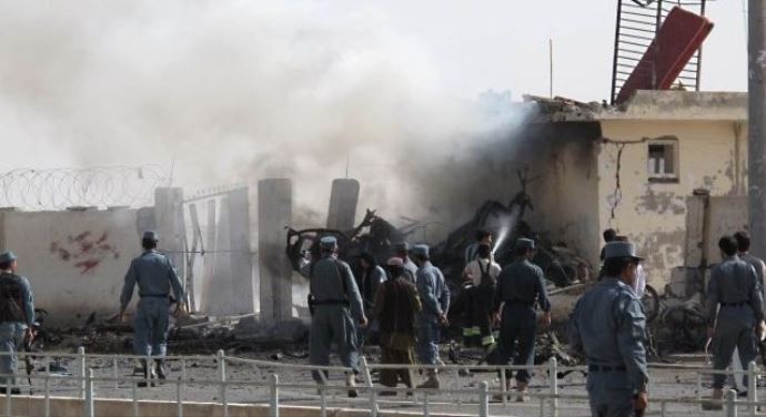 Afganistan&#039;da cenaze töreninde intihar saldırısı: 5 ölü!