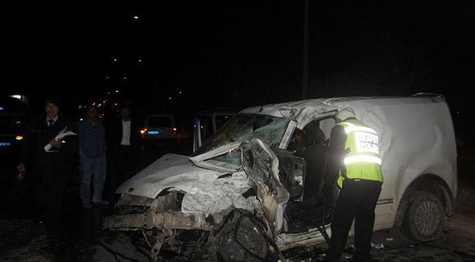 Gaziantep&#039;te feci kaza: 1 ölü, 5 yaralı