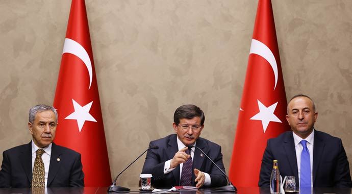 Başbakan Davutoğlu&#039;ndan Özgecan açıklaması
