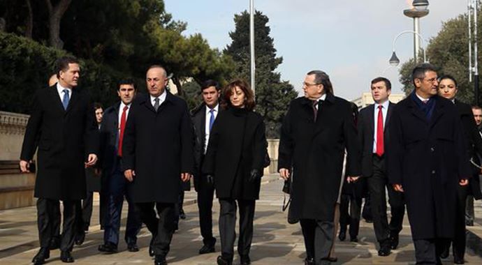 Dışişleri Bakanı Çavuşoğlu, Azerbaycan&#039;da