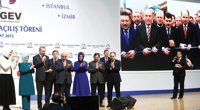 Cumhurbaşkanı Erdoğan: Ne erkeği ya!.. Erkek adam etek giyer mi?