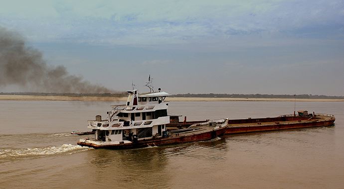 Myanmar&#039;da feribot battı: 21 ölü!
